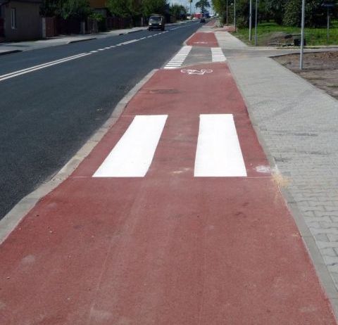 Radom. Droga rowerowa na ulicy Głównej Radom. Droga rowerowa na ulicy Głównej