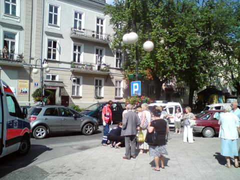 Radom. Potrącenie na ul. Sienkiewicza Radom. Potrącenie na ul. Sienkiewicza
