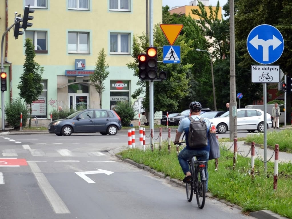 Ponad 8 mln zł na nowe chodniki i drogi dla rowerów w Radomiu. Są też powody do zastrzeżeń