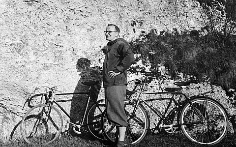 Karol Wojtyła na rowerze