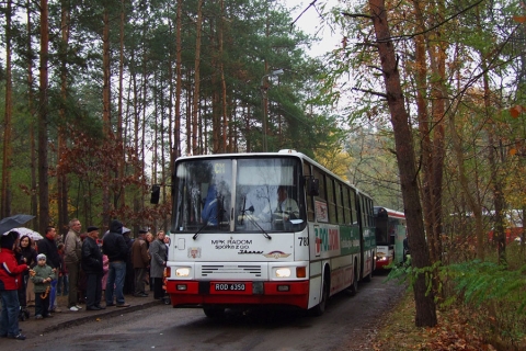 Radom. ulica Barlickiego, 1 listopada Radom. ulica Barlickiego, 1 listopada