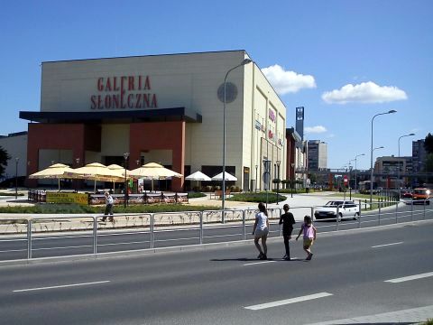 Radom. Brakujące przejścia przy placu Jagiellońskim Radom. Brakujące przejścia przy placu Jagiellońskim