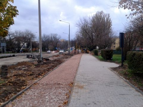 Radom. Ulica Warszawska, budowa drogi rowerowej Radom. Ulica Warszawska, budowa drogi rowerowej