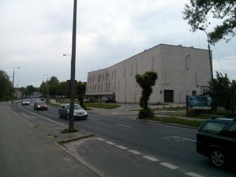 Radom. Brakuje przejścia przy Archiwum Państwowym