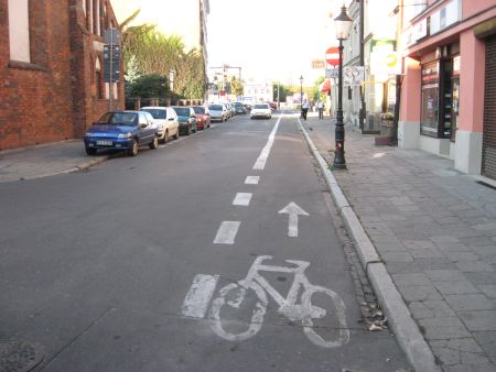 Poznań. Kontrapas w ulicy Wronieckiej