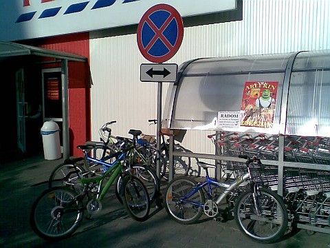 Tesco Radom Ustronie, sobota po południu