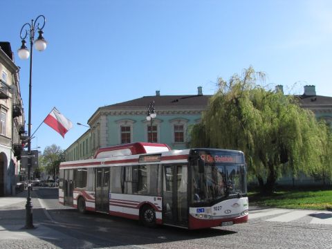 Radom. Autobus zasilany CNG na ul. Traugutta Radom. Autobus zasilany CNG na ul. Traugutta