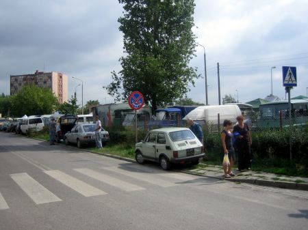 Radom. Parkowanie na przejsciu dla pieszych