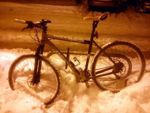 Radom. Stojak rowerowy na ulicy Słowackiego Radom. Stojak rowerowy na ulicy Słowackiego