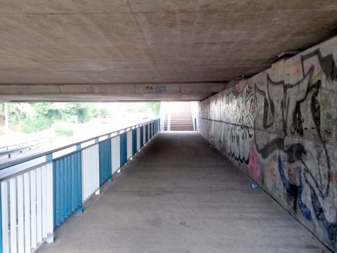 Radom. Bezkolizyjnie pod Warszawską