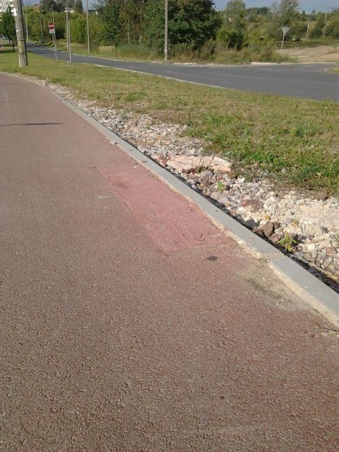 Radom. Droga rowerowa na os. Południe Radom. Droga rowerowa na os. Południe