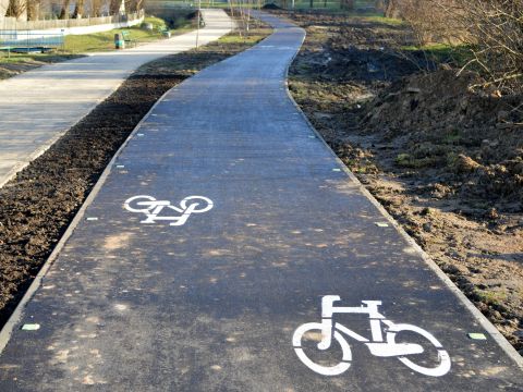 Radom. Droga dla rowerów na Ustroniu Radom. Droga dla rowerów na Ustroniu