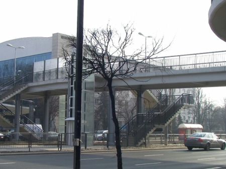 Warszawa. Kładka nad al. Niepodległości