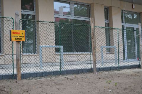 Radom. Stojaki rowerowe, ul. Kościuszki 3, bicycle parking rack Nowe Planty Radom. Stojaki rowerowe, ul. Kościuszki 3, bicycle parking rack Nowe Planty