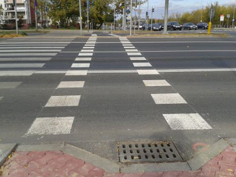 Radom. Przejazd rowerowy na ul. Żółkiewskiego