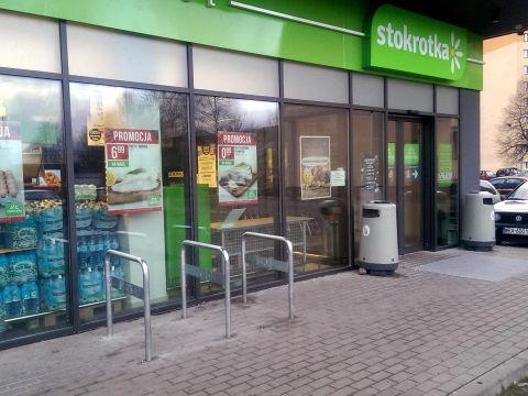 Radom, Stokrotka ul. Limanowskiego, stojaki rowerowe Radom, Stokrotka ul. Limanowskiego, stojaki rowerowe