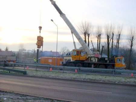 Radom. Budowa kładek na ul. Maratońskiej