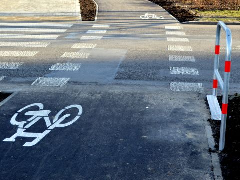 Radom. Droga dla rowerów na Ustroniu Radom. Droga dla rowerów na Ustroniu