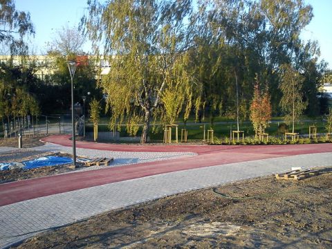 Radom. Droga rowerowa wzdłuż Potoku Północnego