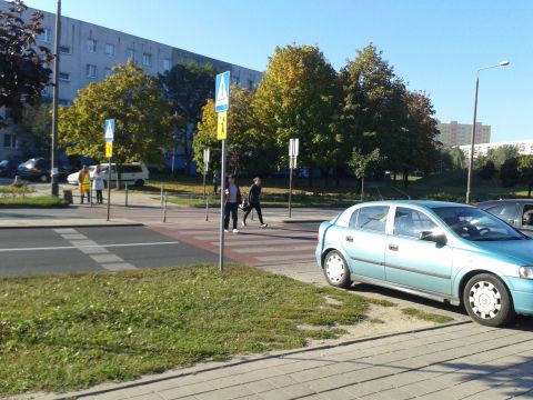 Radom. Przejście dla pieszych ul. Jana Pawła II
