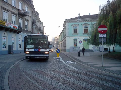 Radom. Kontrapas rowerowy na ul. Traugutta Radom. Kontrapas rowerowy na ul. Traugutta