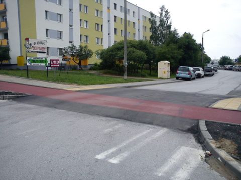 Radom. Budowa drogi rowerowej na osiedlu Południe