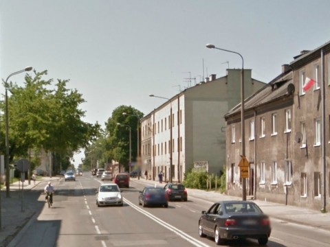Radom. Rowerzysta na ul. Limanowskiego Radom. Rowerzysta na ul. Limanowskiego