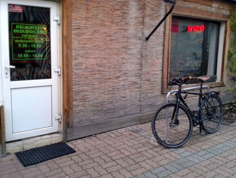 Radom. Stojaki rowerowe, ul. Focha 12. Focha 12, bicycle parking rack