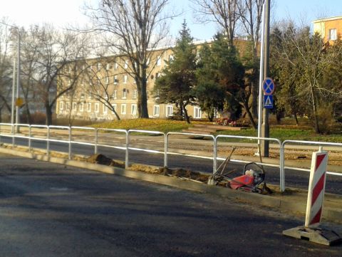 Radom. Przejście dla pieszych zlikwidowane przez MZDiK Radom. Przejście dla pieszych zlikwidowane przez MZDiK