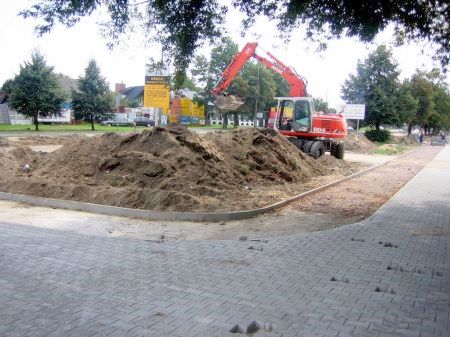 Radom. Budowa drogi rowerowej w ul. Warszawskiej Radom. Budowa drogi rowerowej w ul. Warszawskiej