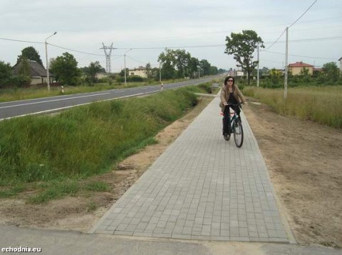 Ciąg pieszo-rowerowy Zwoleń - Podzagajnik